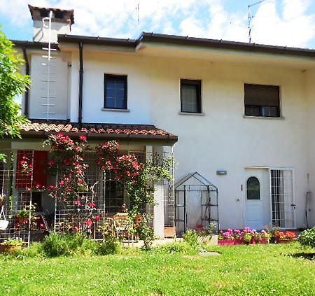Bed and Breakfast Casa Gamberini Collalto Exterior foto
